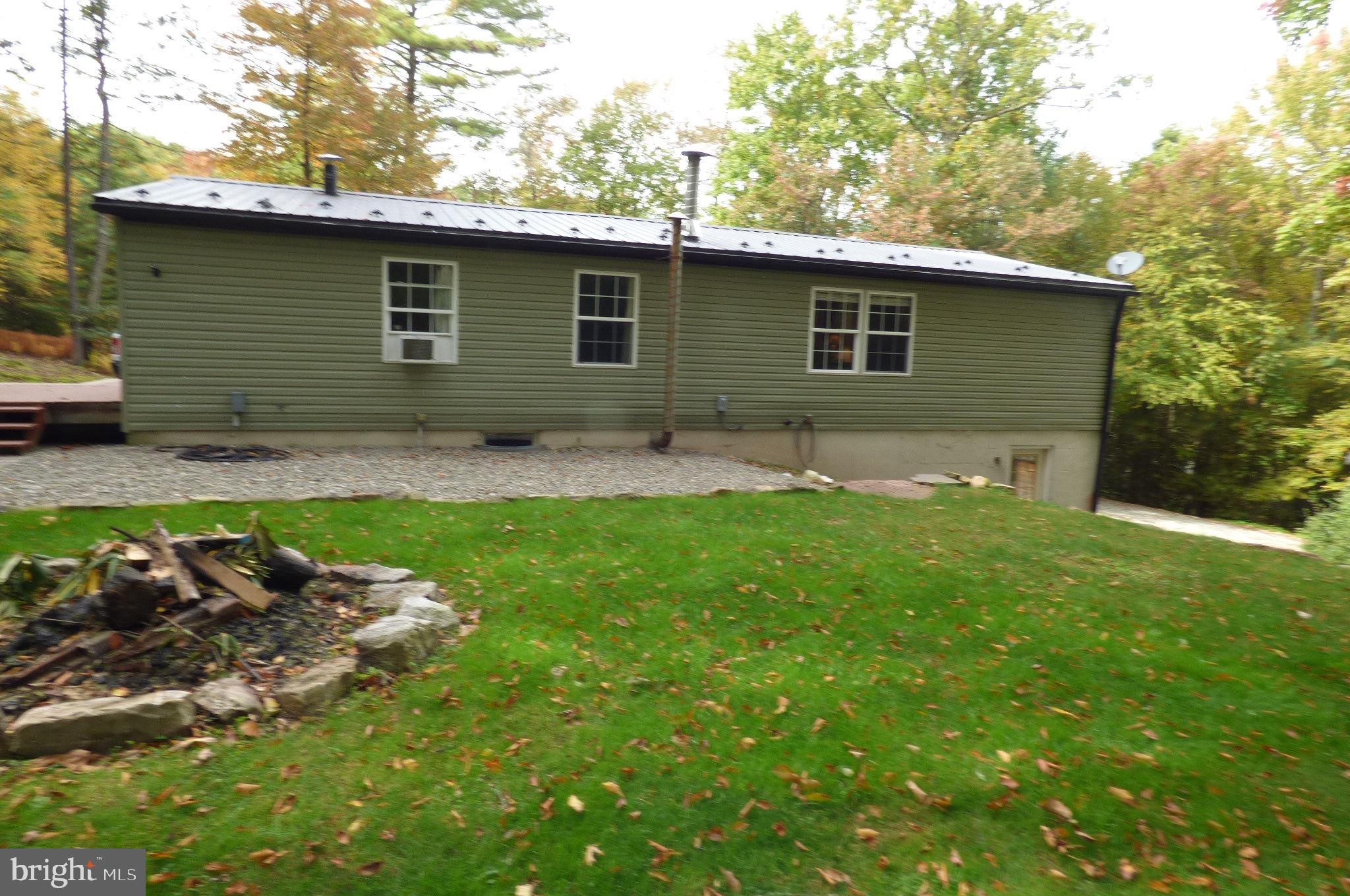 121 RETREAT ROAD