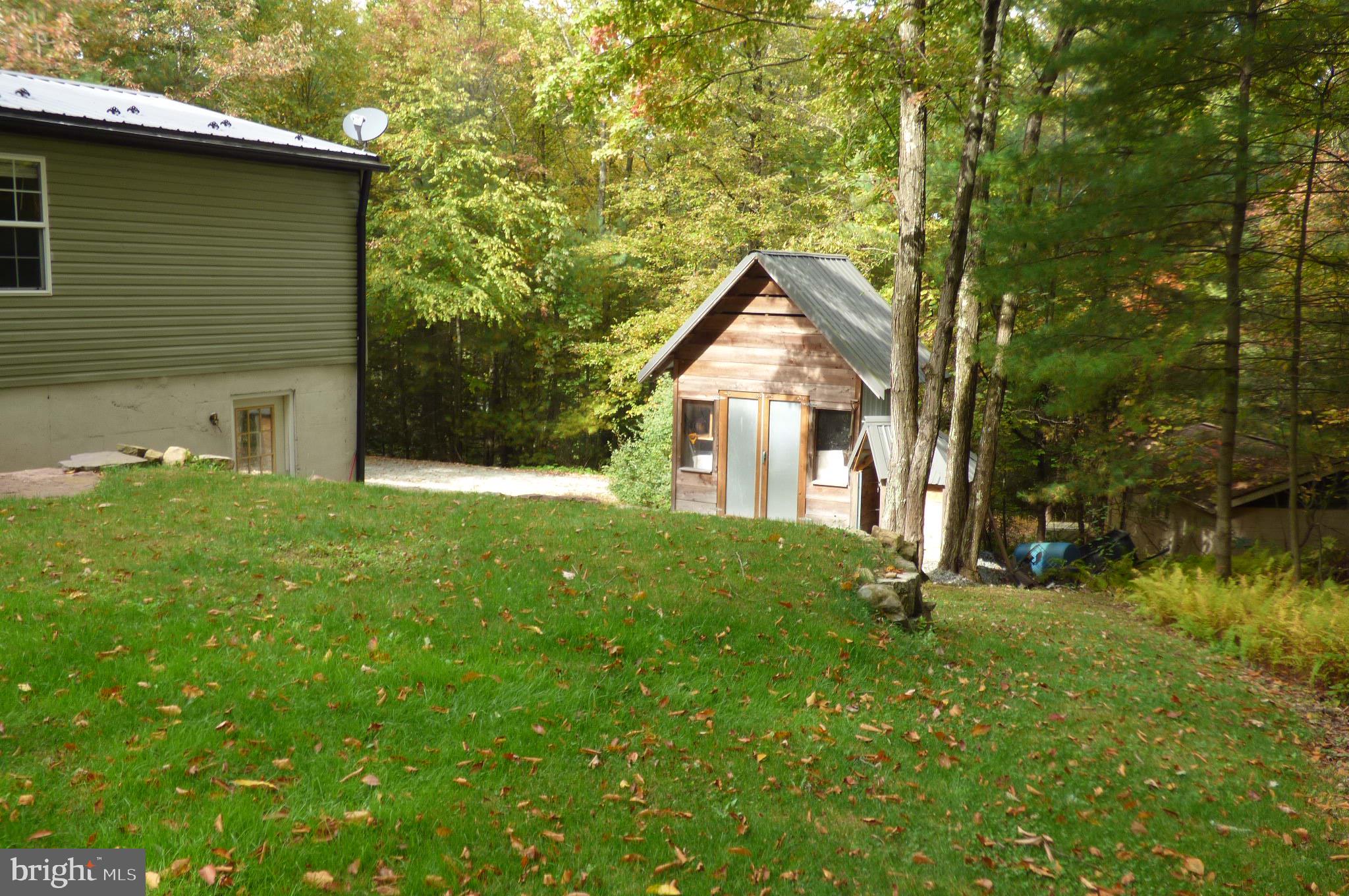 121 RETREAT ROAD