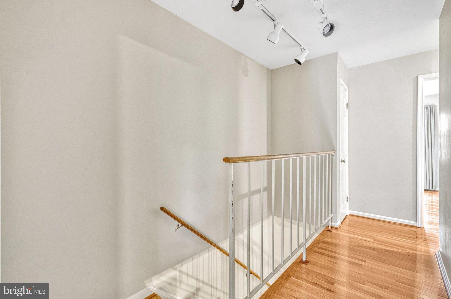 LONG BRANCH ESTATES - Residential Lease