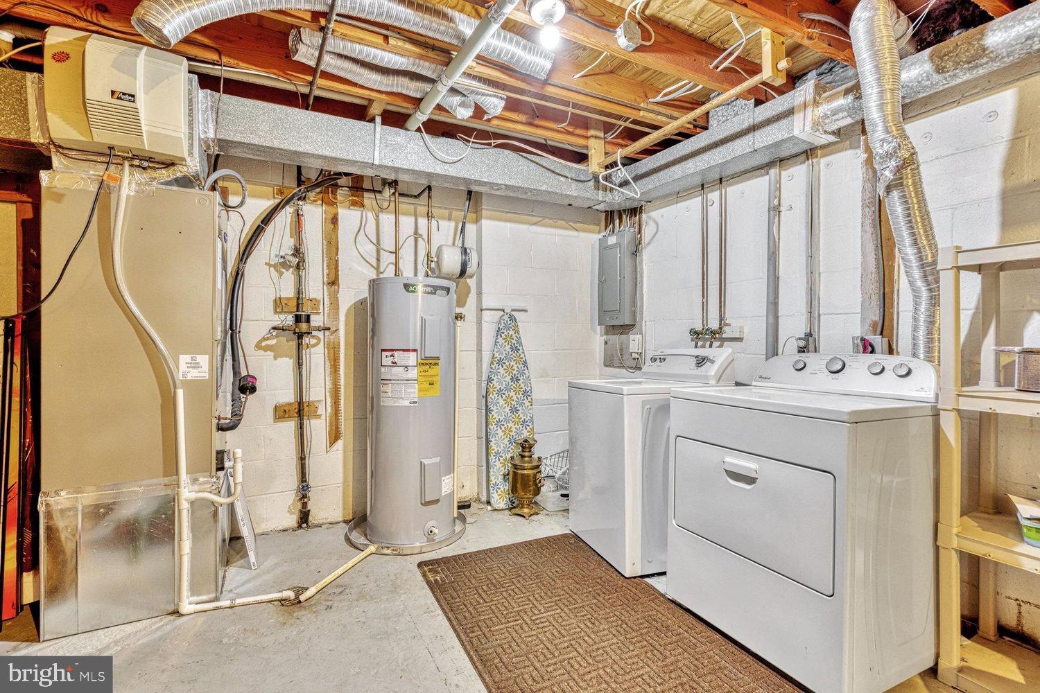 LONG BRANCH ESTATES - Residential Lease