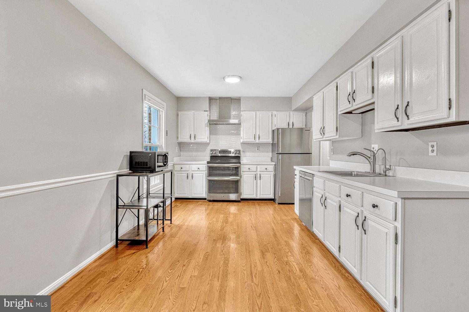 LONG BRANCH ESTATES - Residential Lease