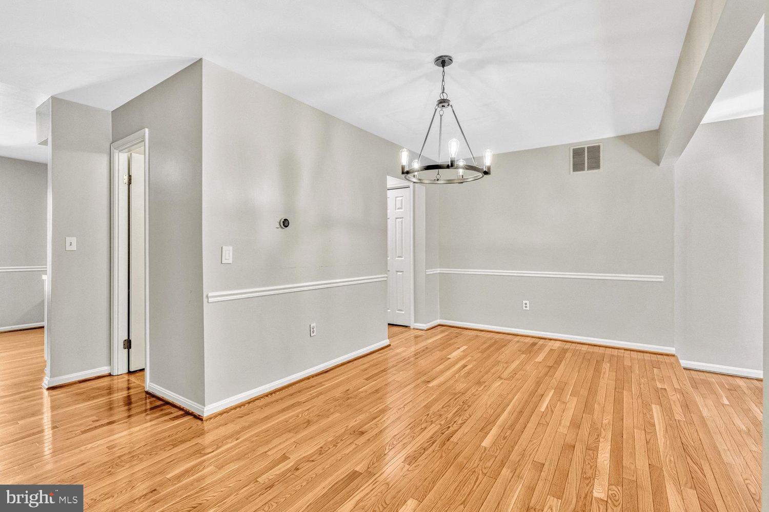 LONG BRANCH ESTATES - Residential Lease