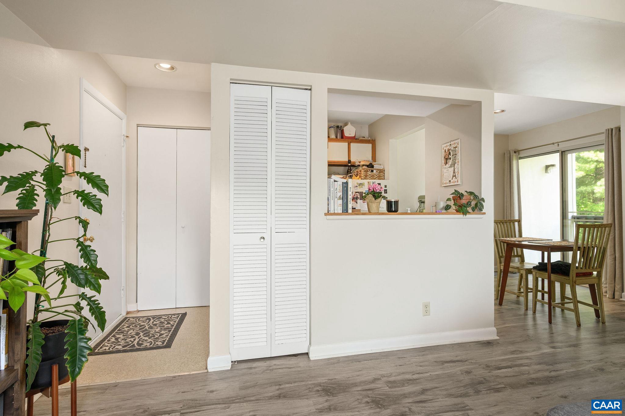 CEDARS COURT - Residential