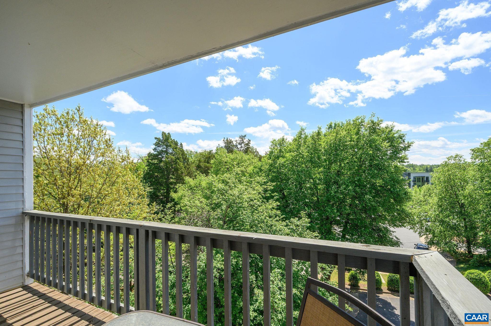 CEDARS COURT - Residential