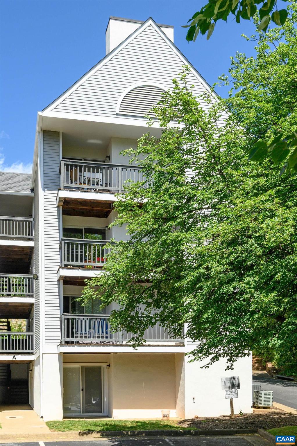 CEDARS COURT - Residential
