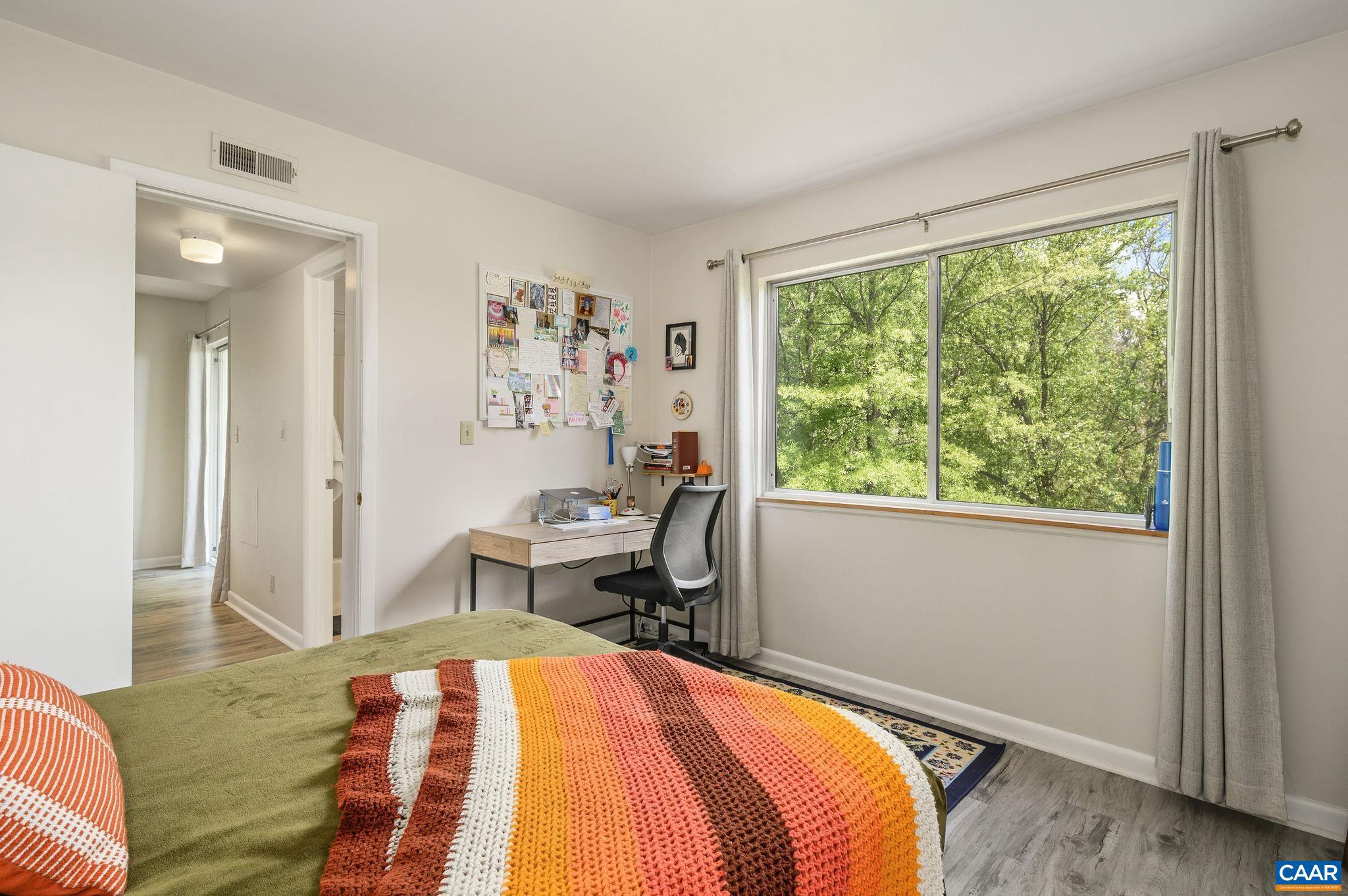 CEDARS COURT - Residential