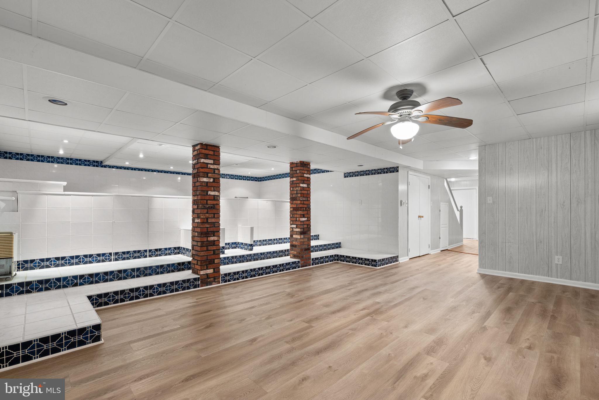 GLENWOOD ESTATES - Residential