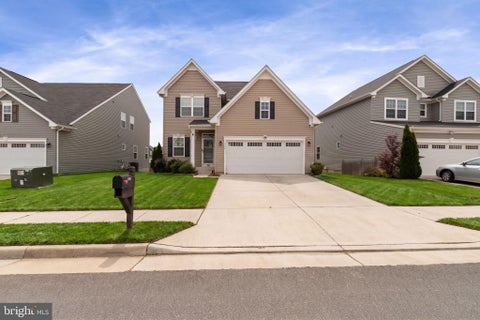 Homes For Sale - 5316 Holley Oak Lane<br/> FREDERICKSBURG, VA 22407