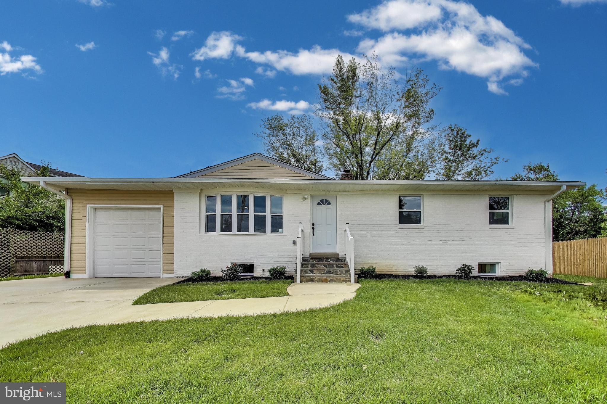 LANDSDOWNE - Residential