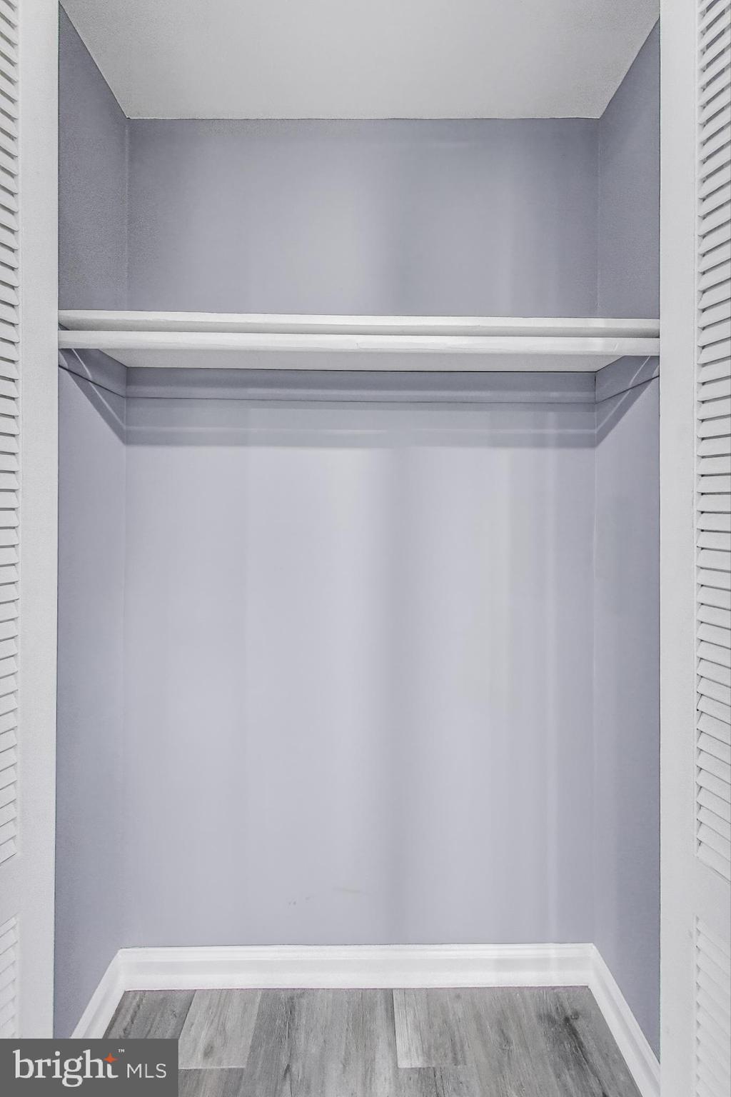 LANDSDOWNE - Residential