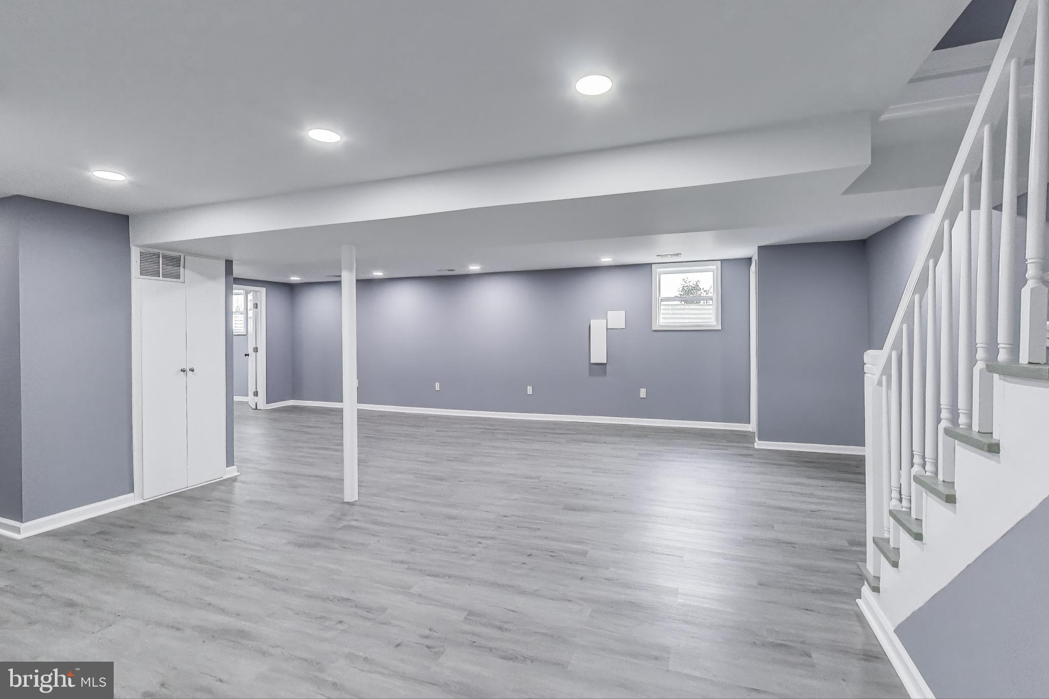 LANDSDOWNE - Residential