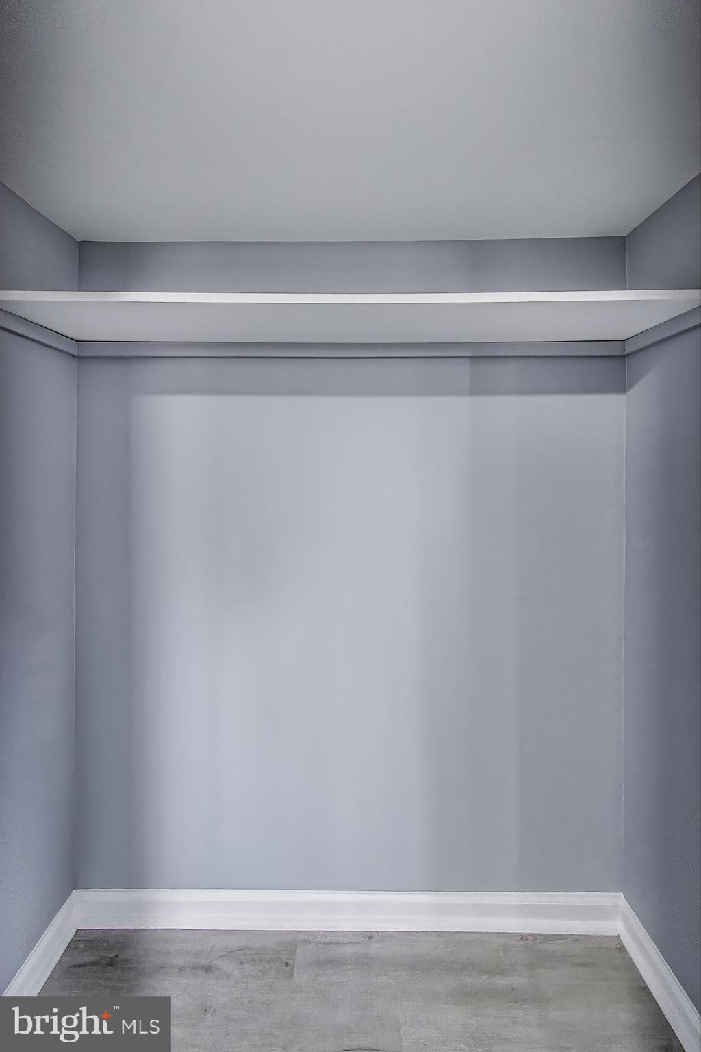 LANDSDOWNE - Residential