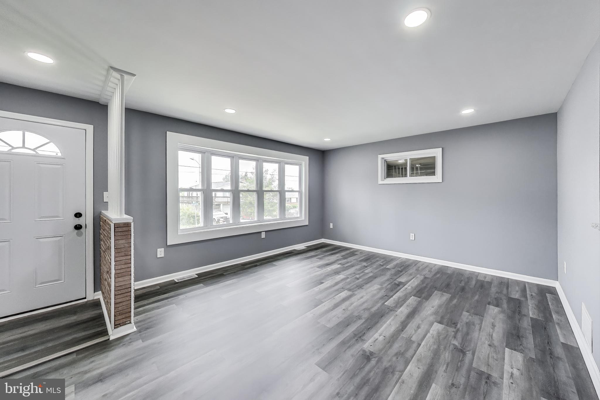 LANDSDOWNE - Residential