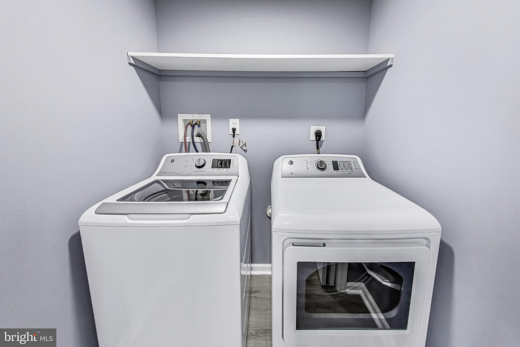 LANDSDOWNE - Residential