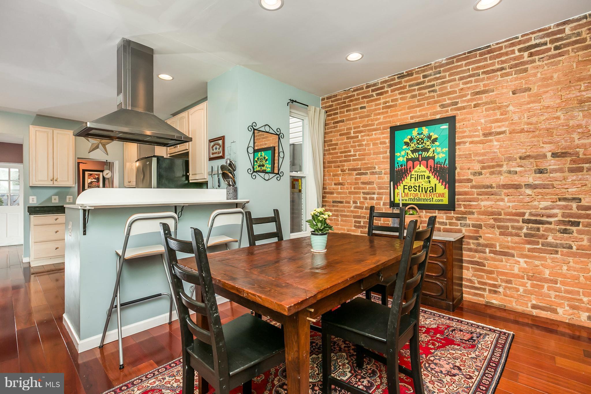 HAMPDEN HISTORIC DISTRICT - Residential