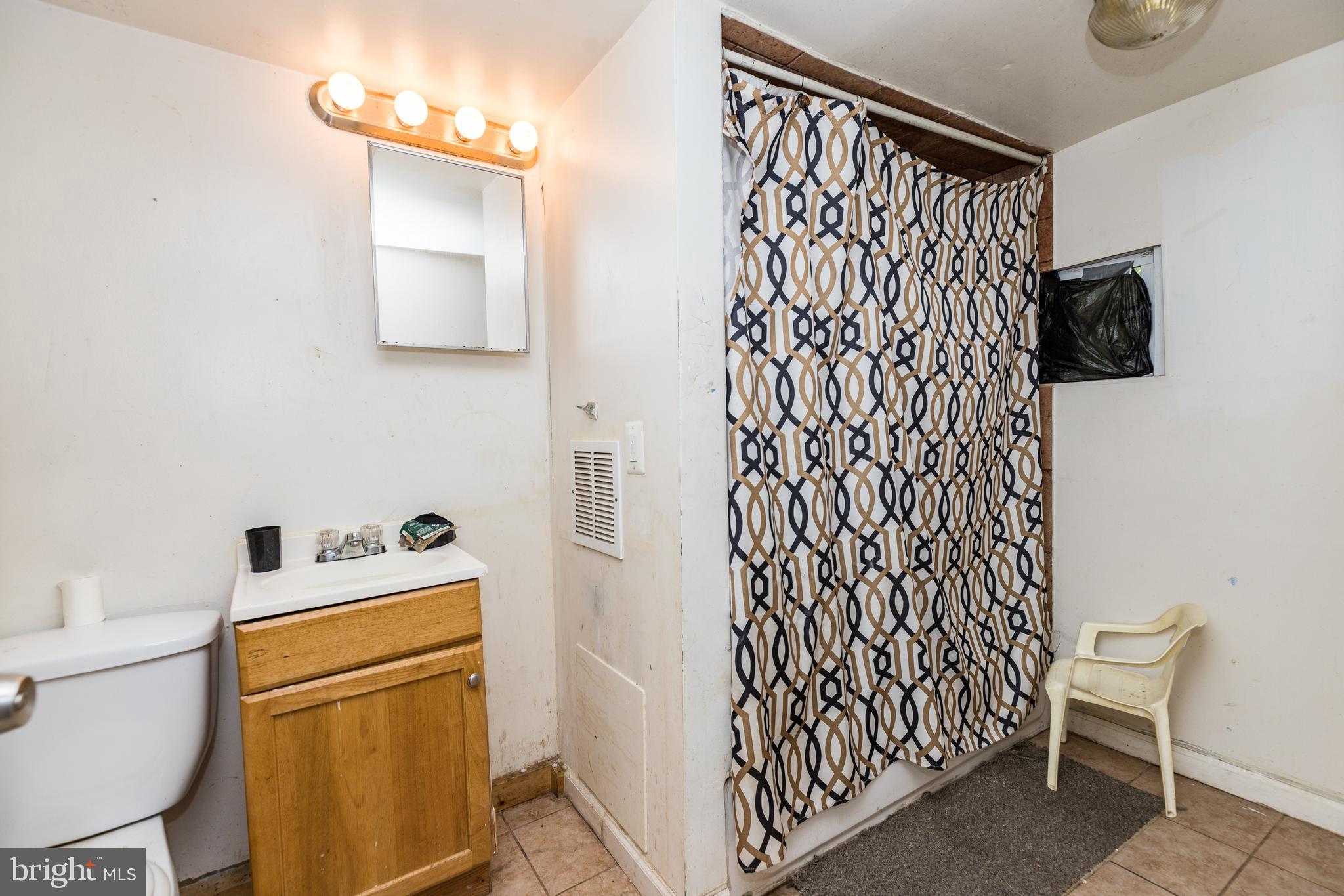 OAKENSHAWE - Residential