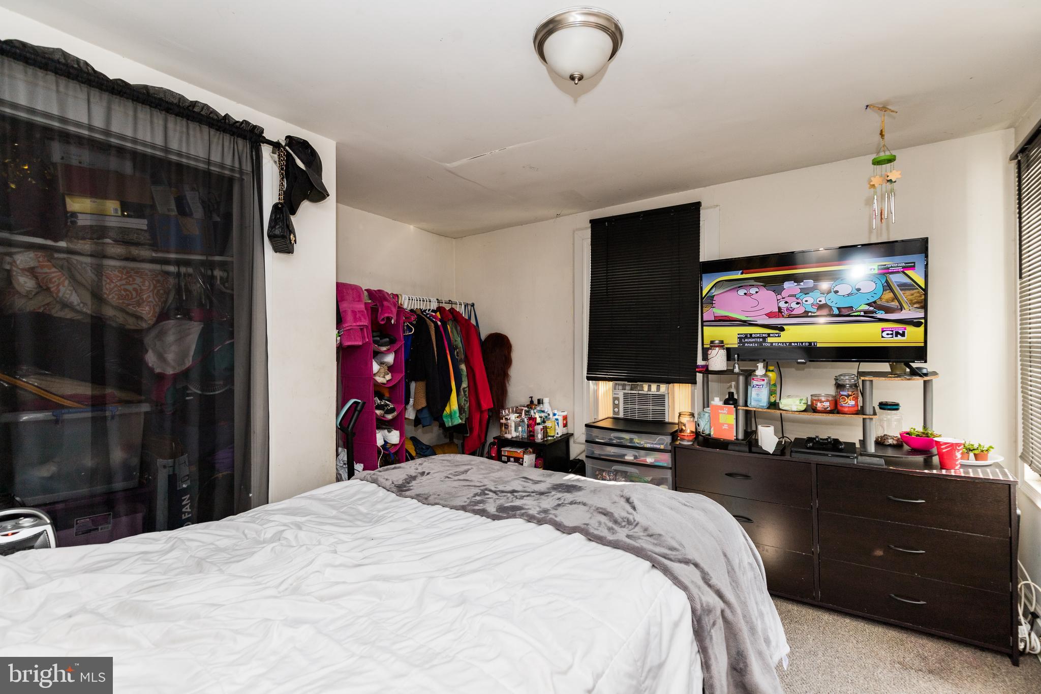 OAKENSHAWE - Residential