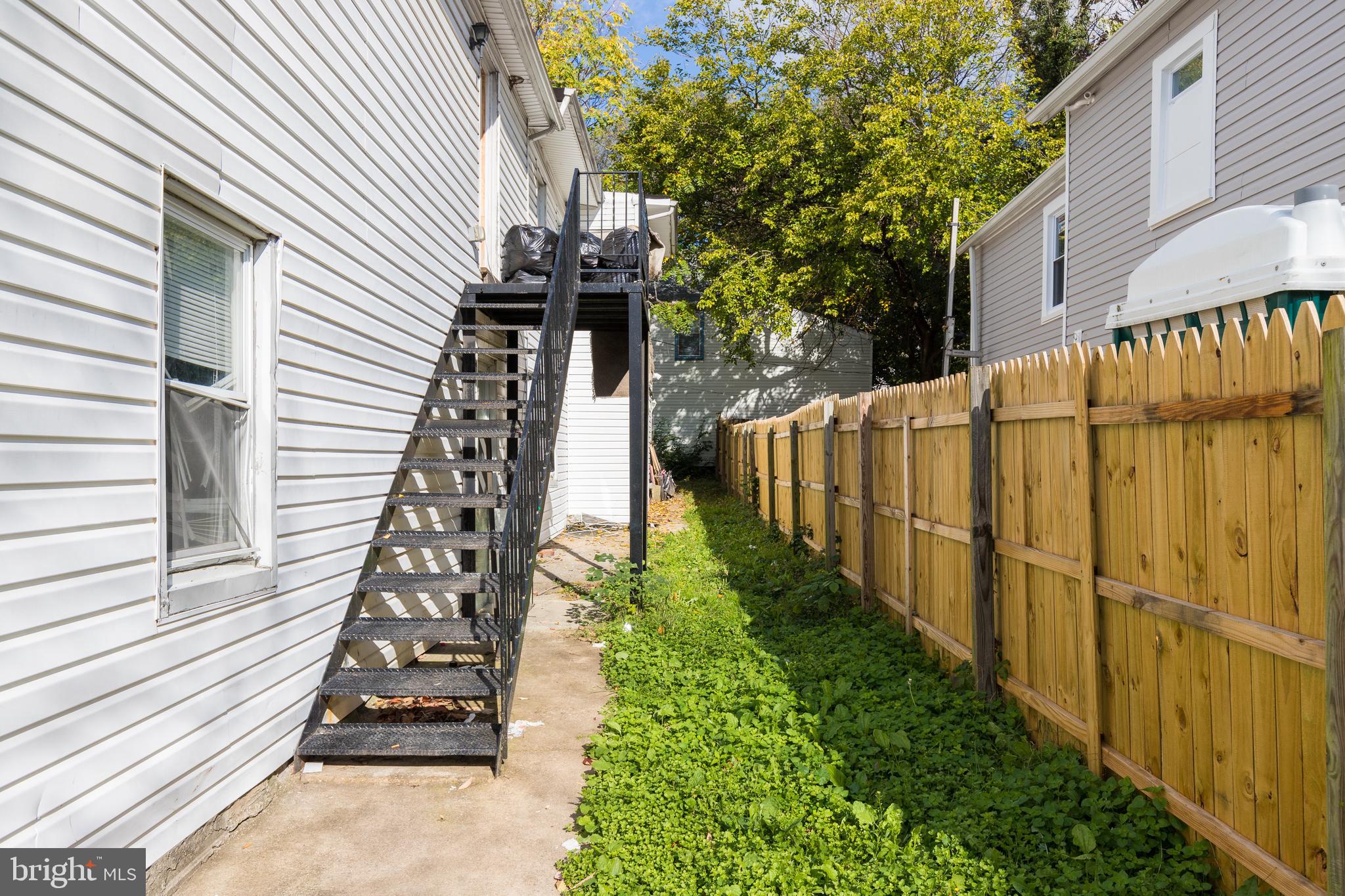 OAKENSHAWE - Residential