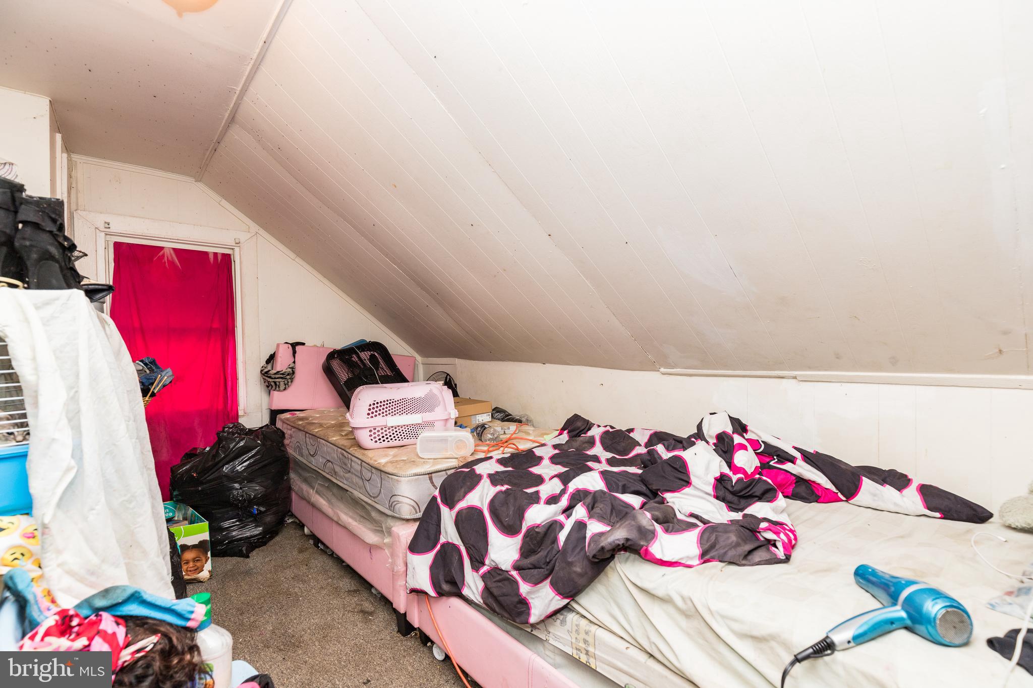 OAKENSHAWE - Residential