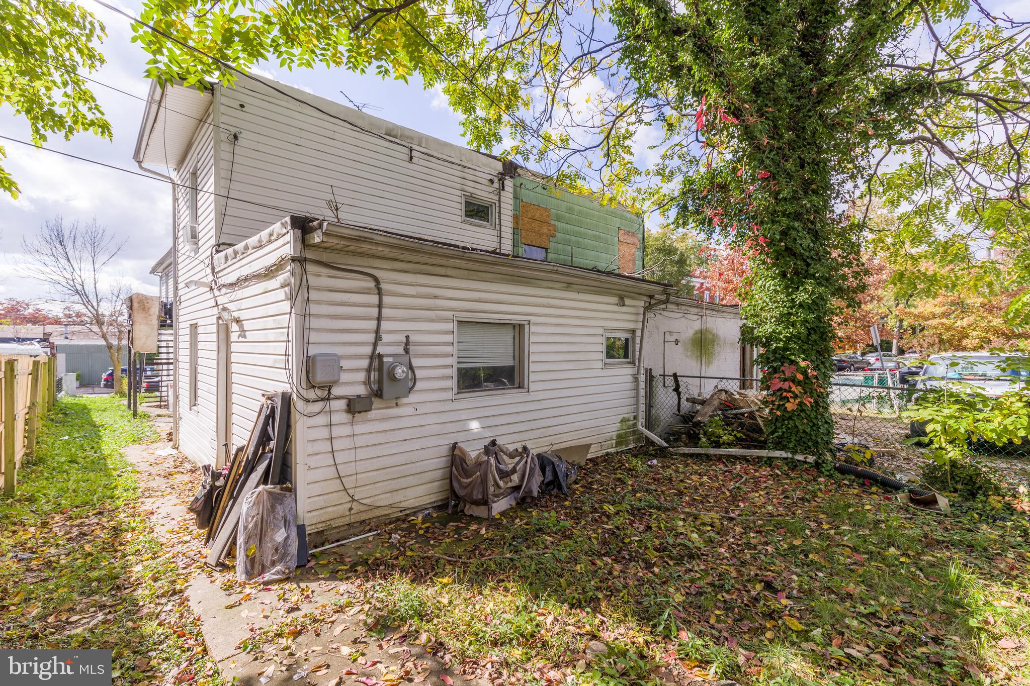 OAKENSHAWE - Residential