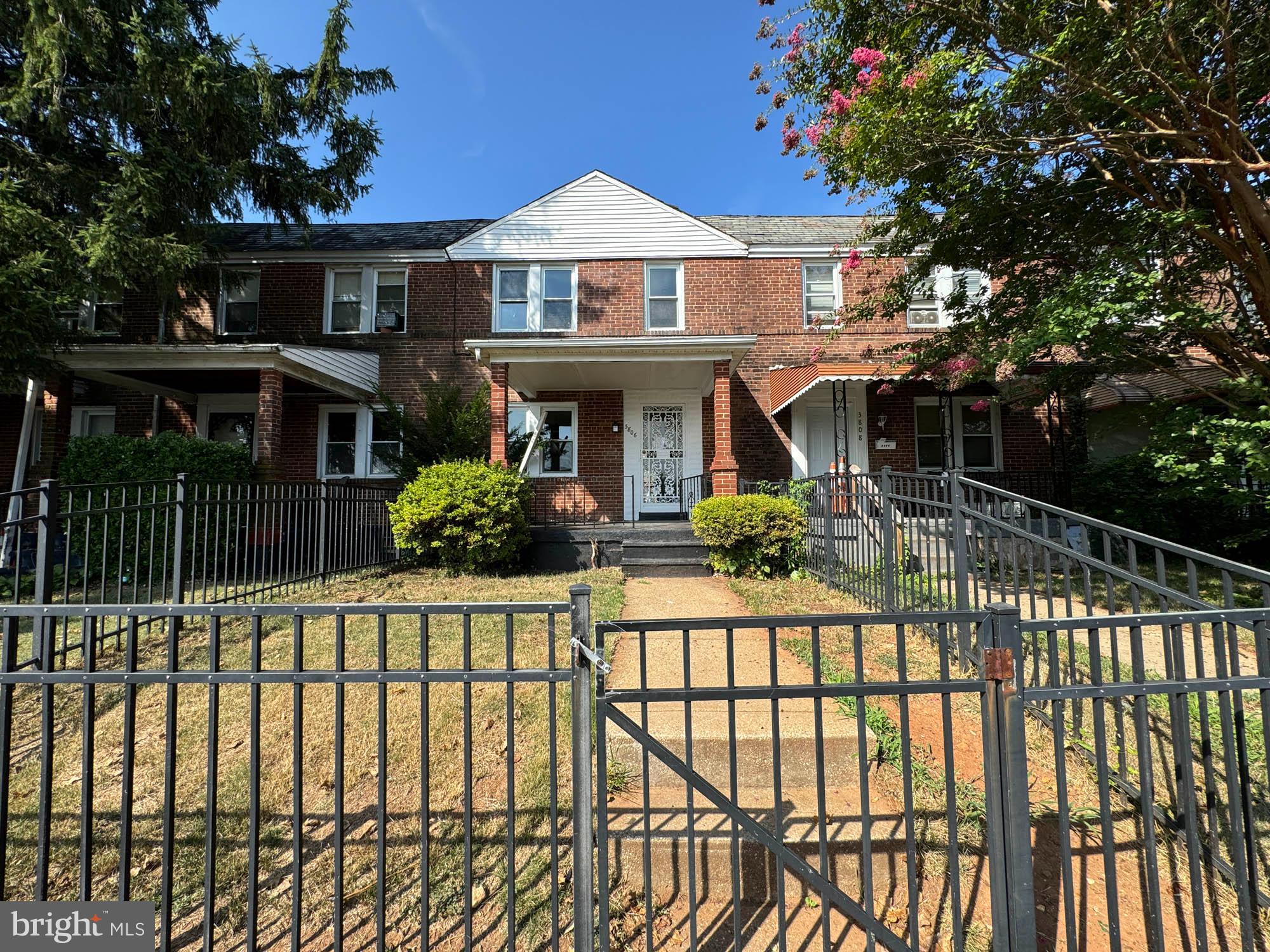 GREENSPRING - Residential