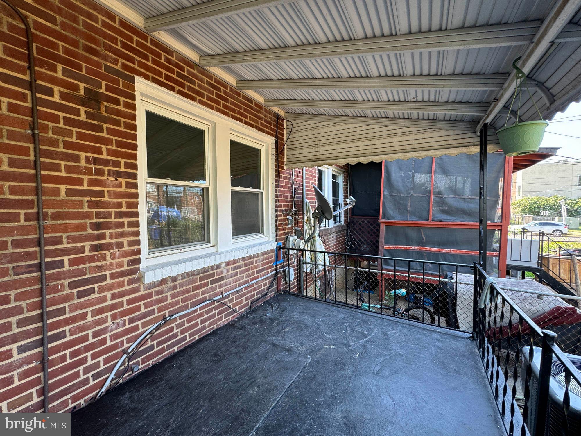 GREENSPRING - Residential