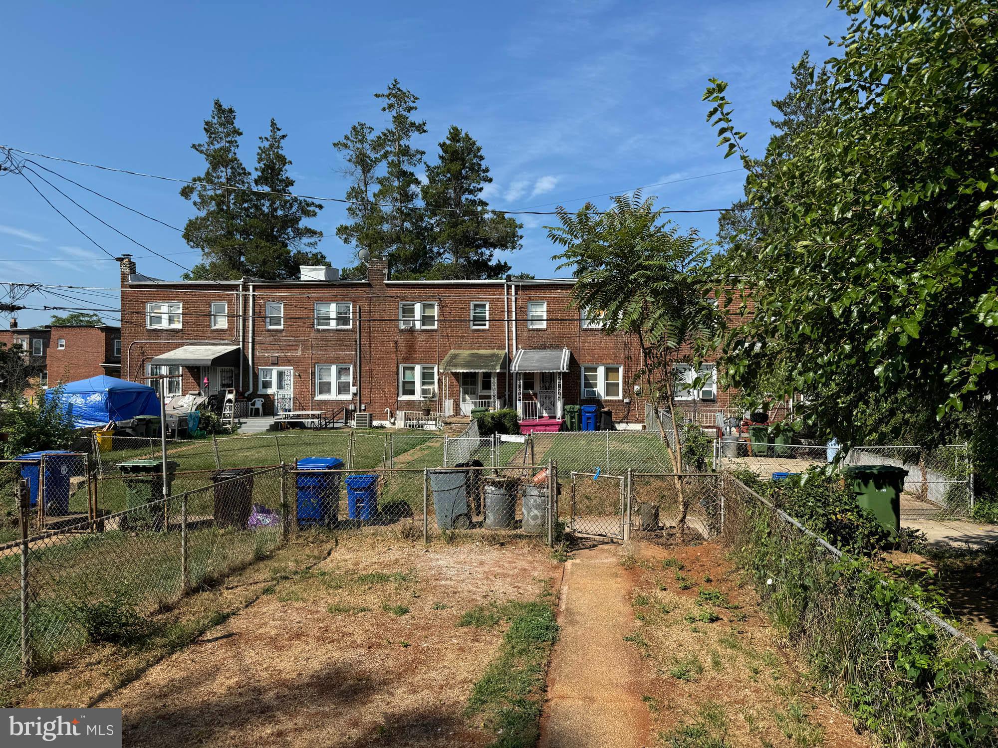 GREENSPRING - Residential