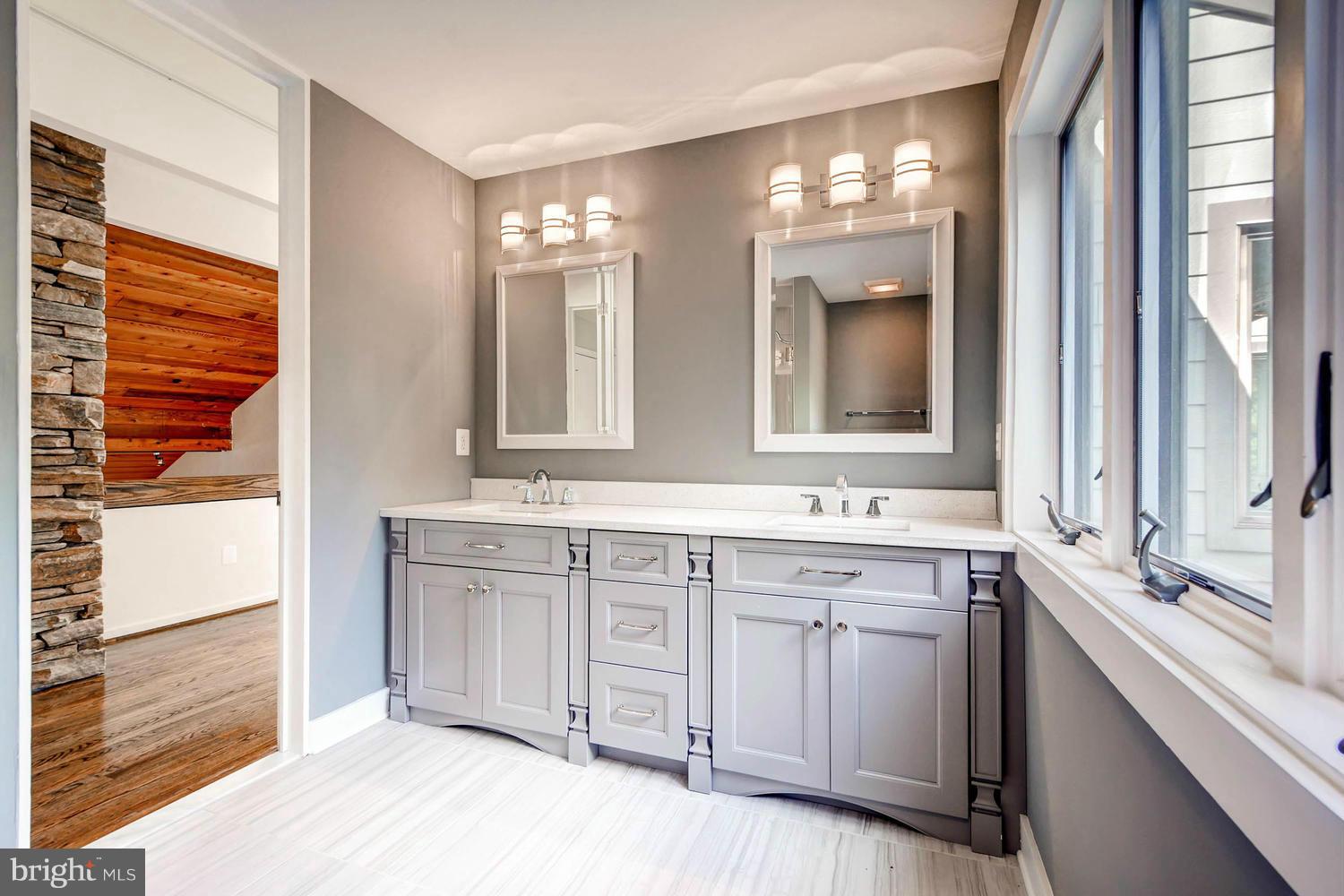 WOODWARD - Residential