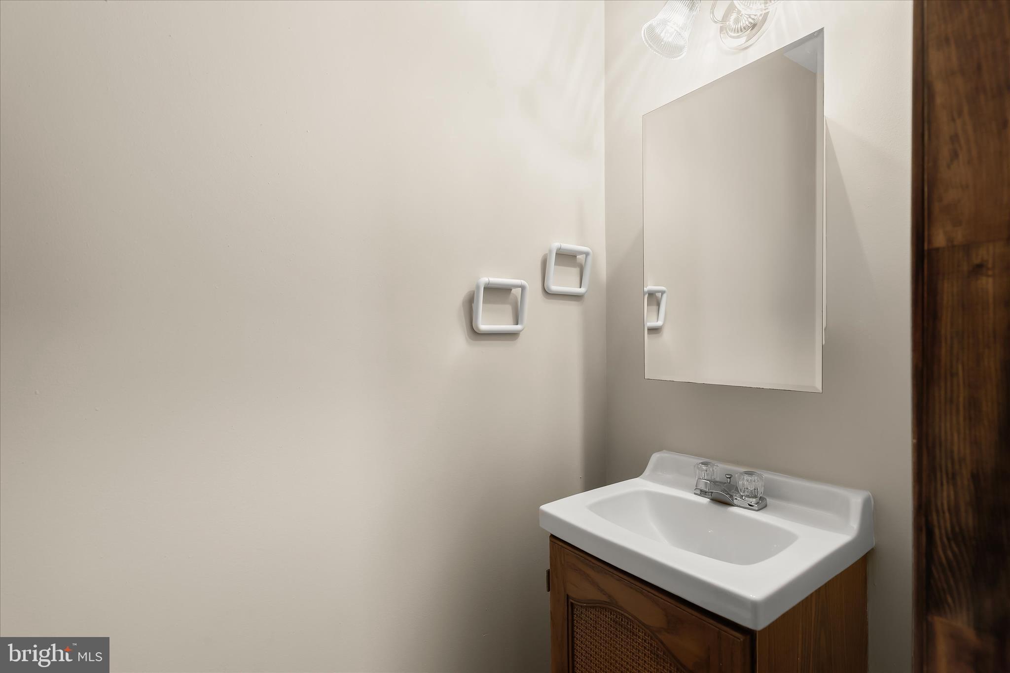 SILVER SPRING STATION - Residential