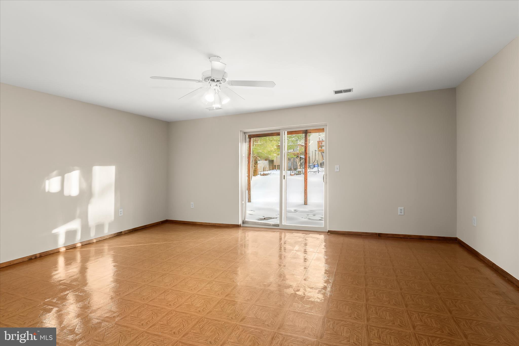 SILVER SPRING STATION - Residential