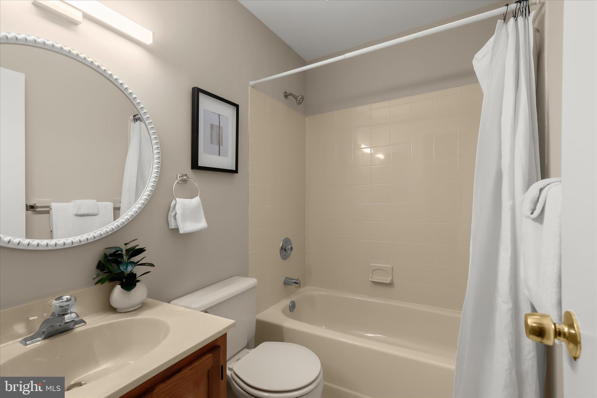 SILVER SPRING STATION - Residential