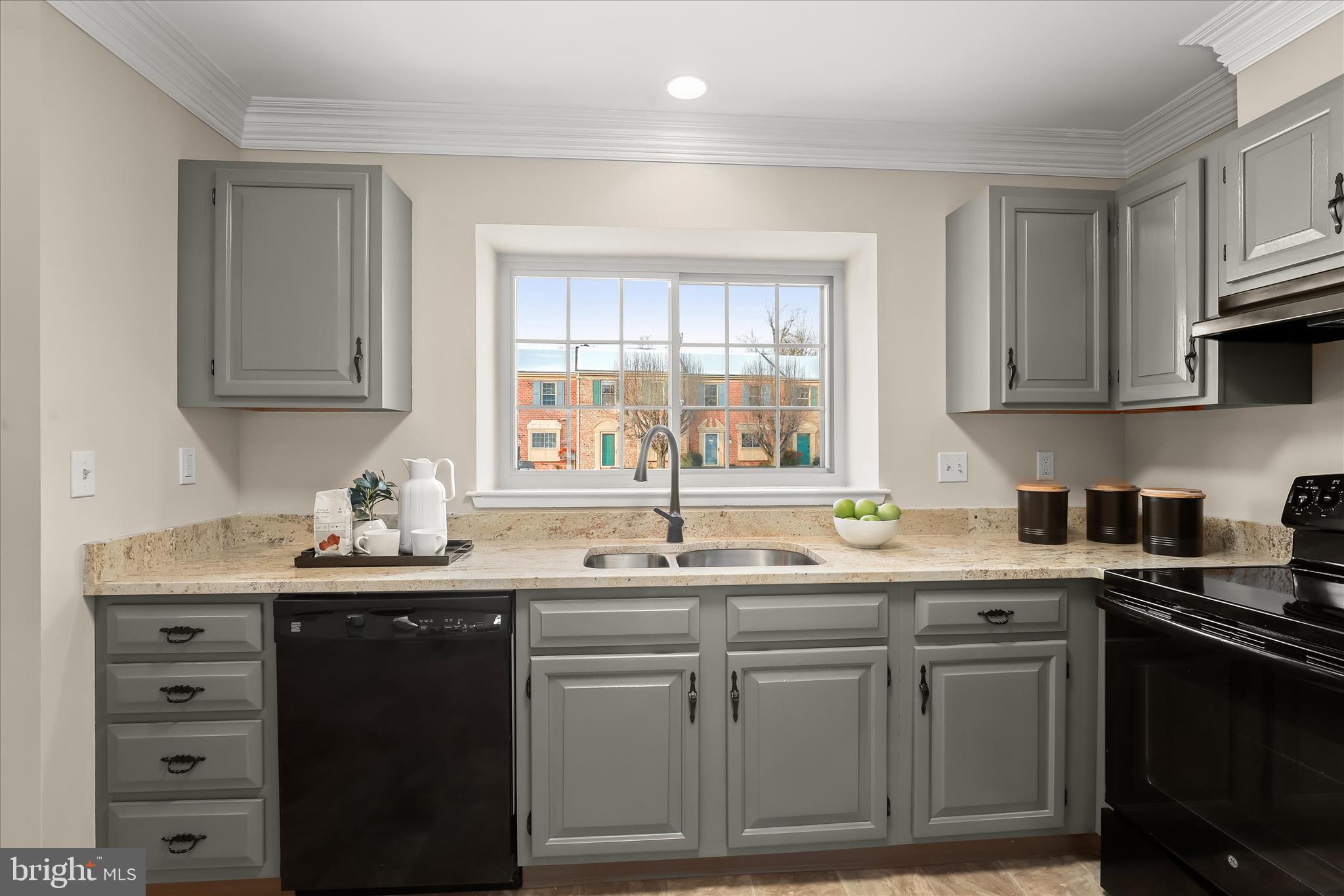 SILVER SPRING STATION - Residential