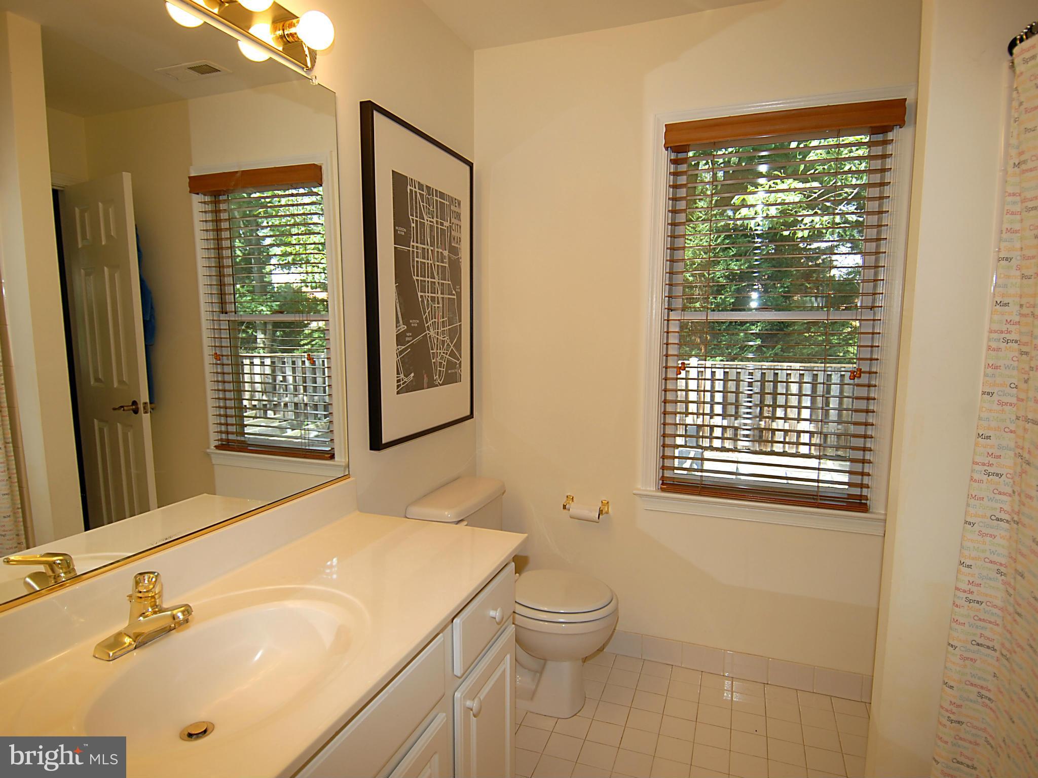 EARLY STREET VILLAGE - Residential Lease