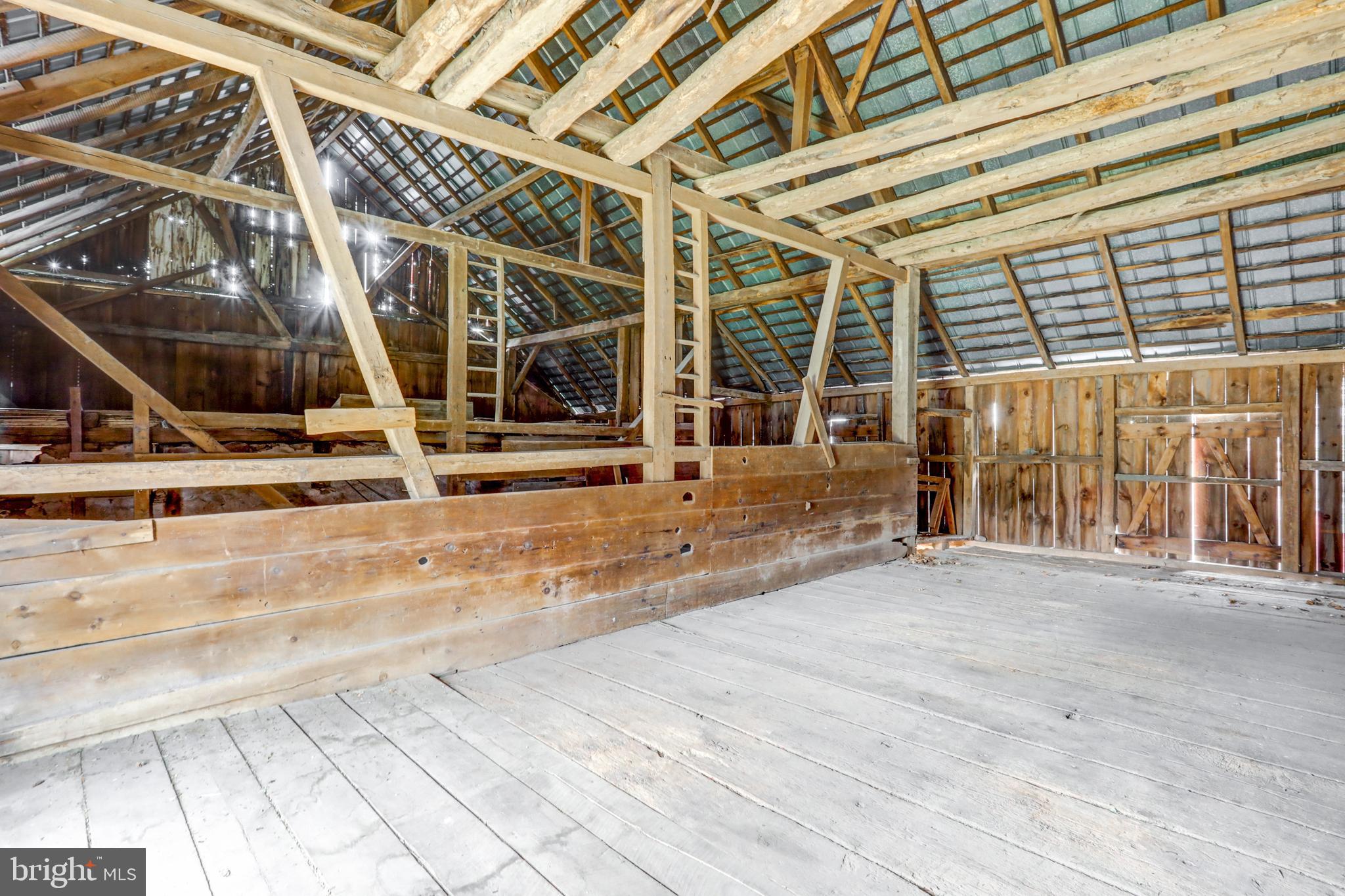 BRECKNOCK TOWNSHIP - Residential