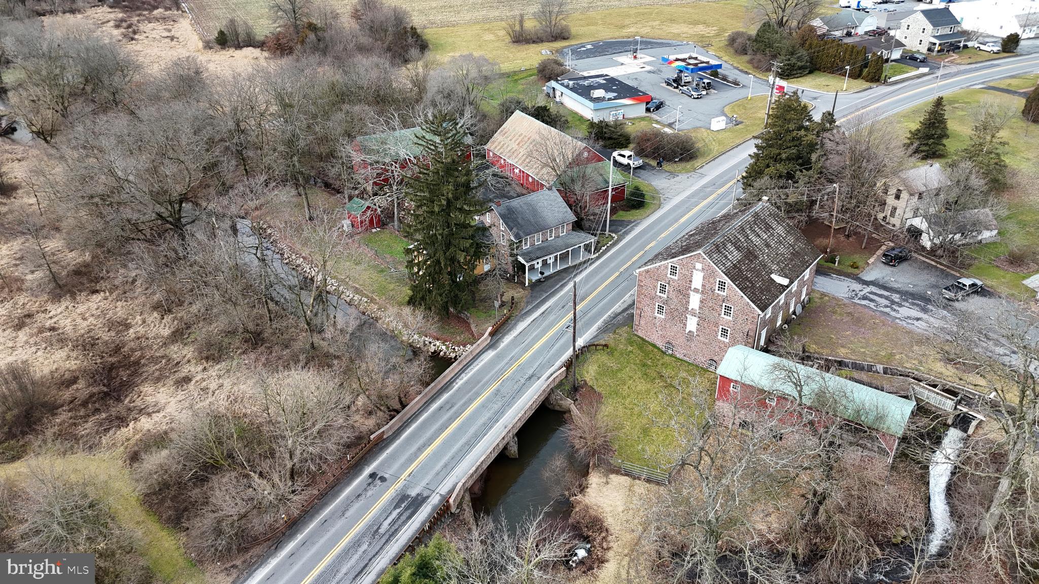 BRECKNOCK TOWNSHIP - Residential