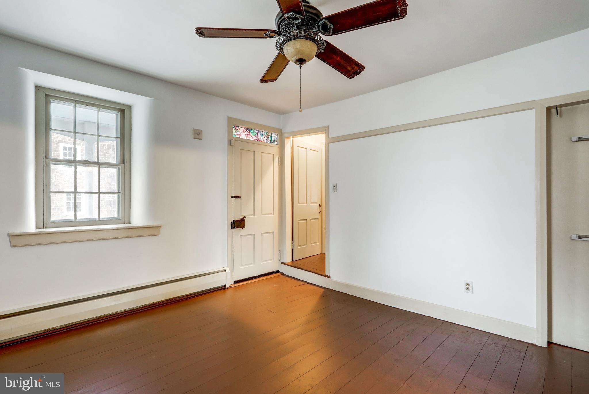 BRECKNOCK TOWNSHIP - Residential