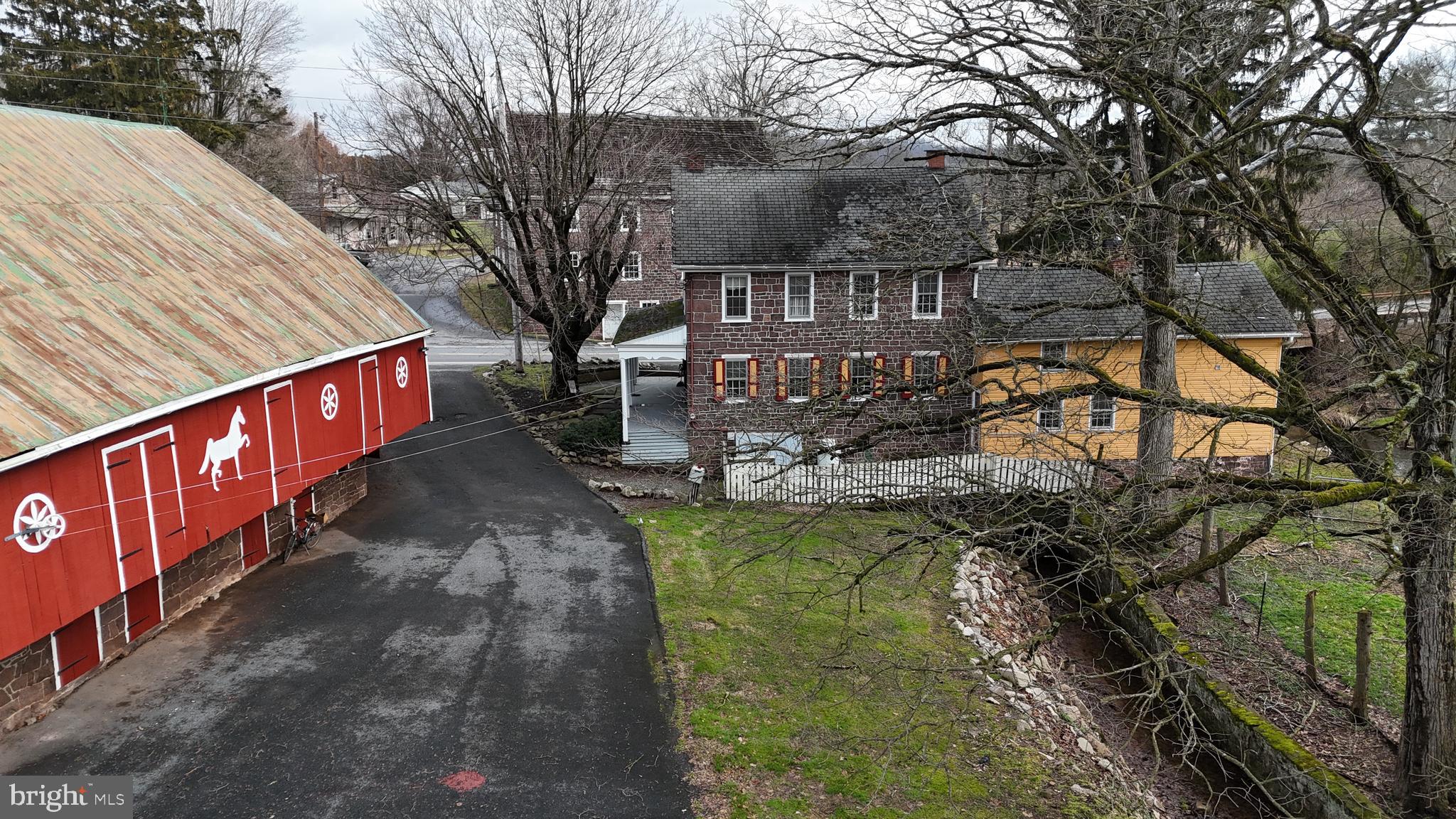 BRECKNOCK TOWNSHIP - Residential