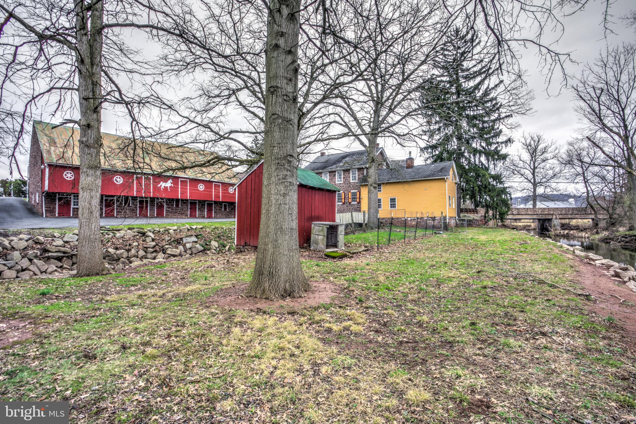 BRECKNOCK TOWNSHIP - Residential