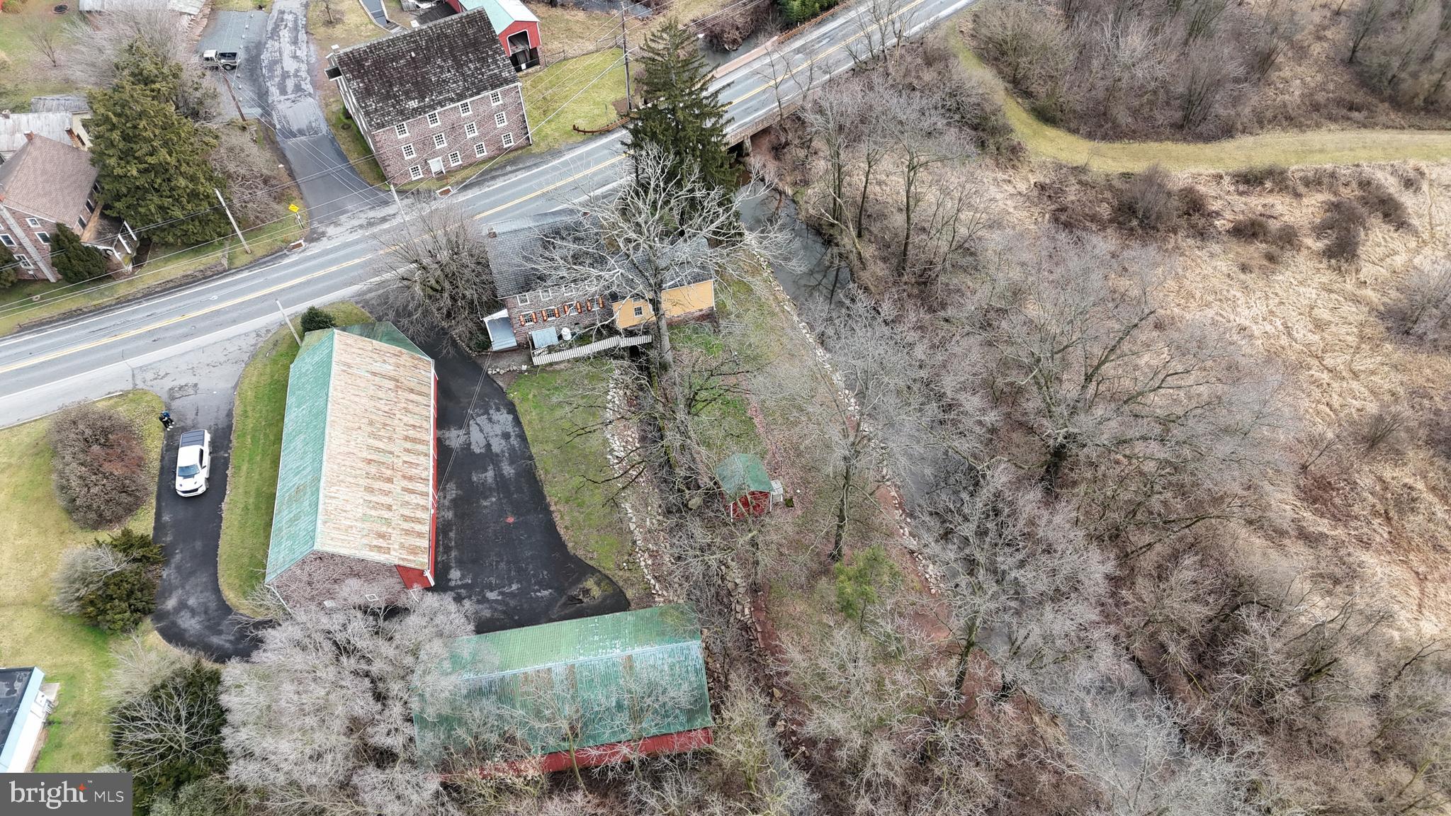 BRECKNOCK TOWNSHIP - Residential