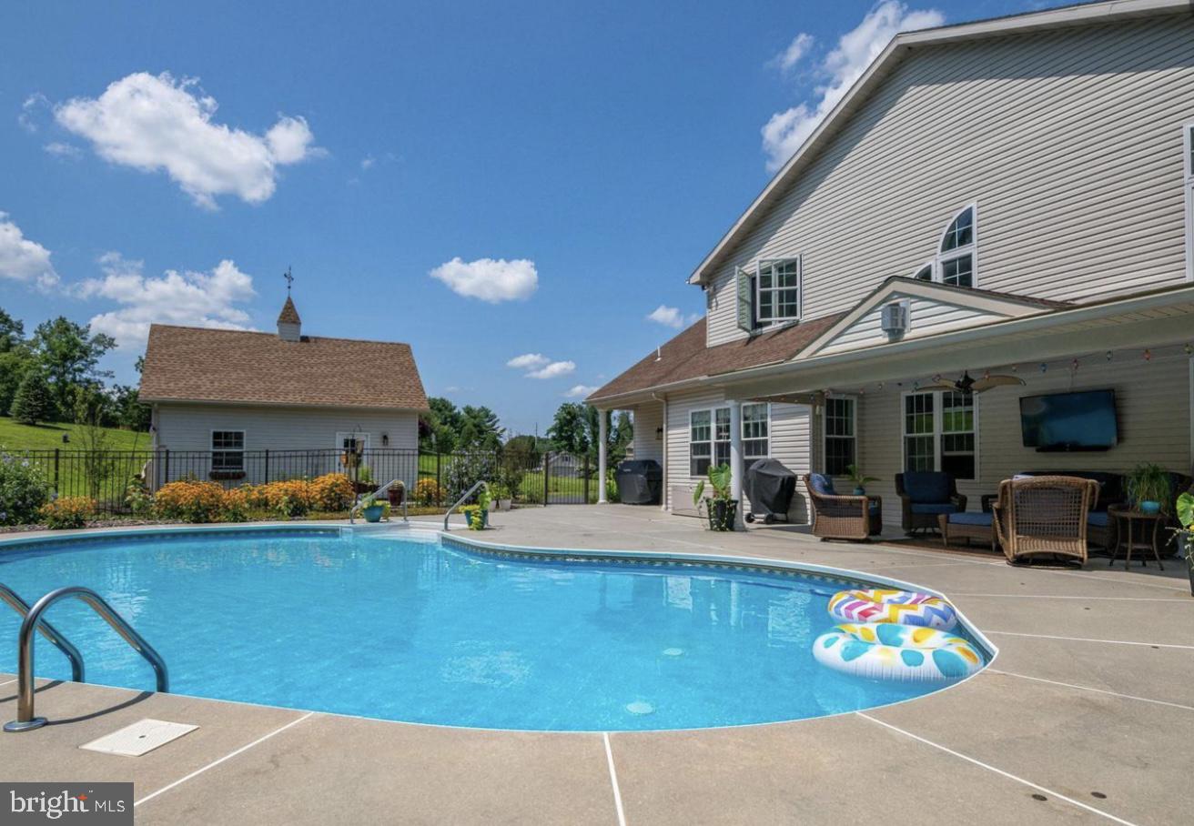 BRANDYWINE CROSSNG - Residential