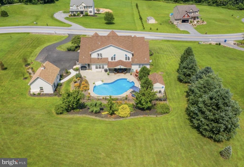 Photo of 12 Black Bear Run, FLEETWOOD, PA 19522 (MLS # PABK2064644)