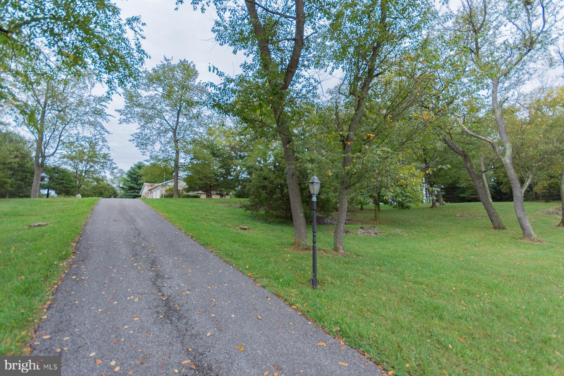 PEMBROKE GROVE - Residential