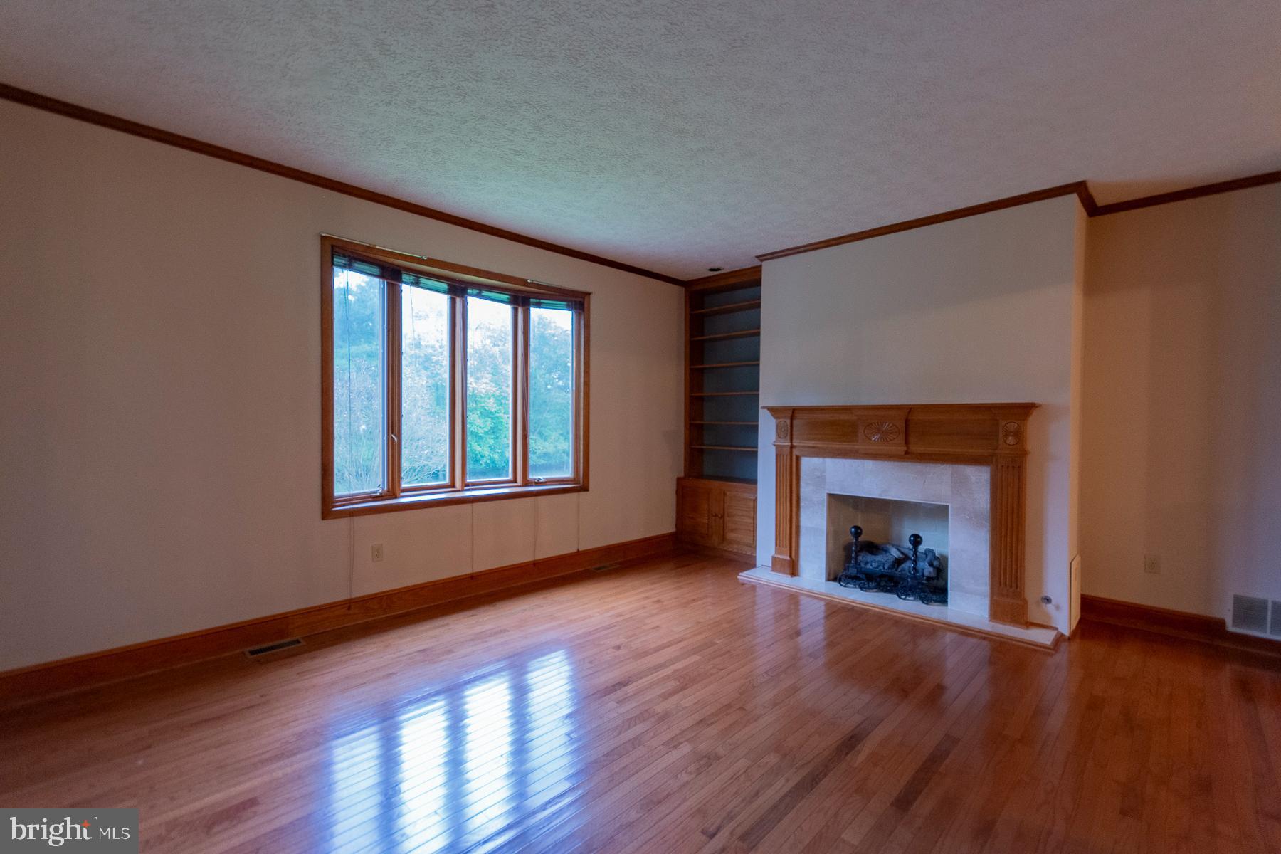 PEMBROKE GROVE - Residential