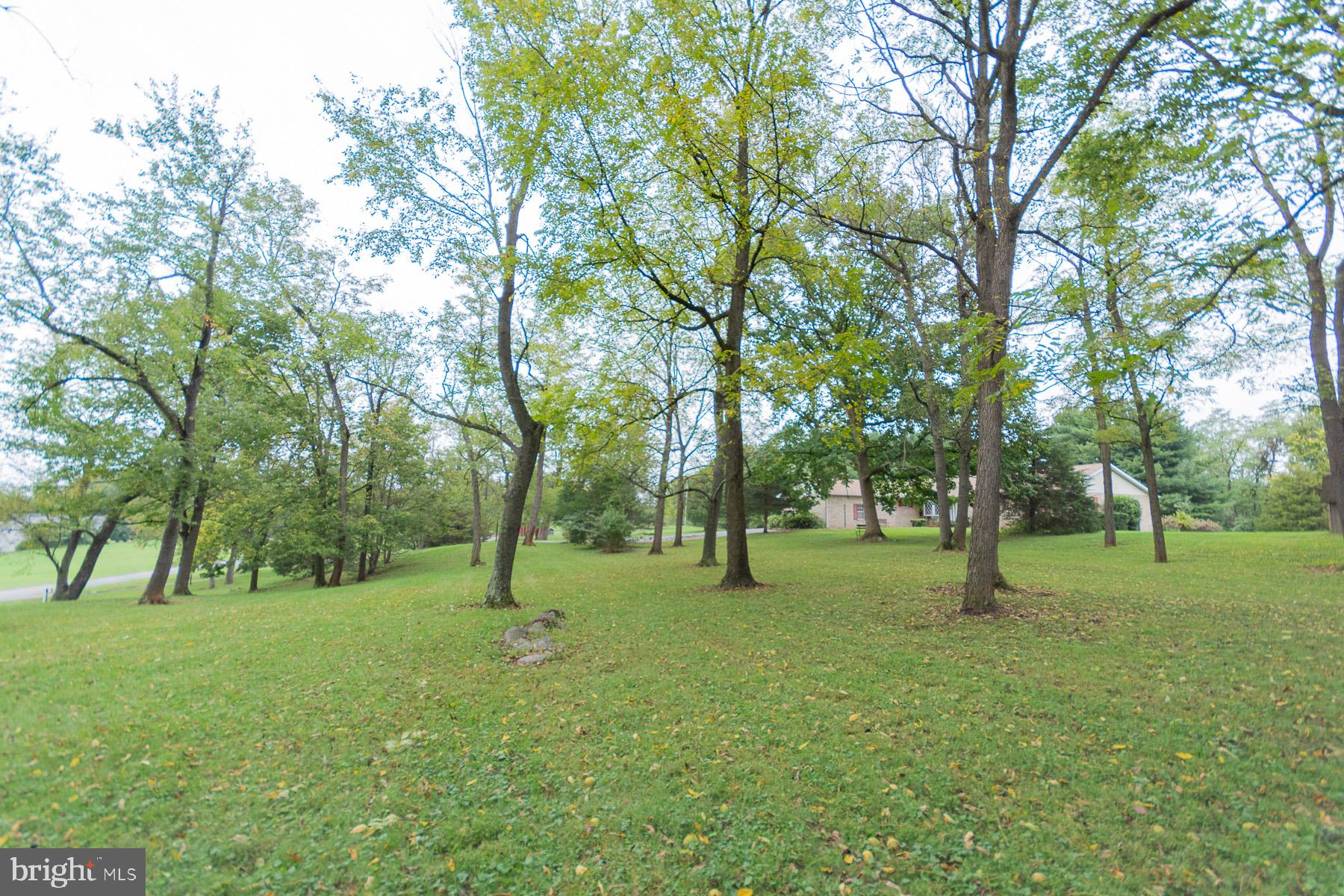 PEMBROKE GROVE - Residential