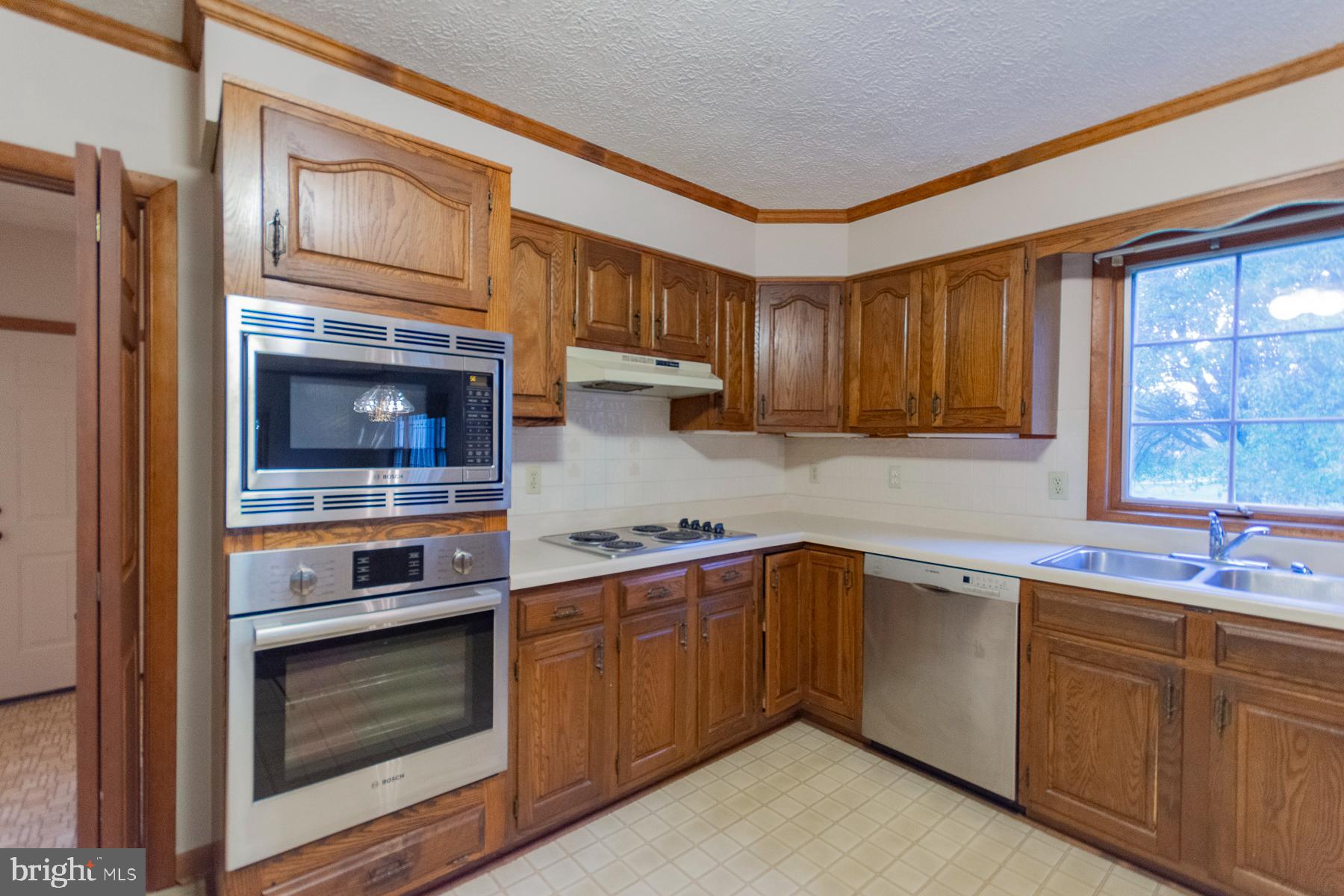 PEMBROKE GROVE - Residential