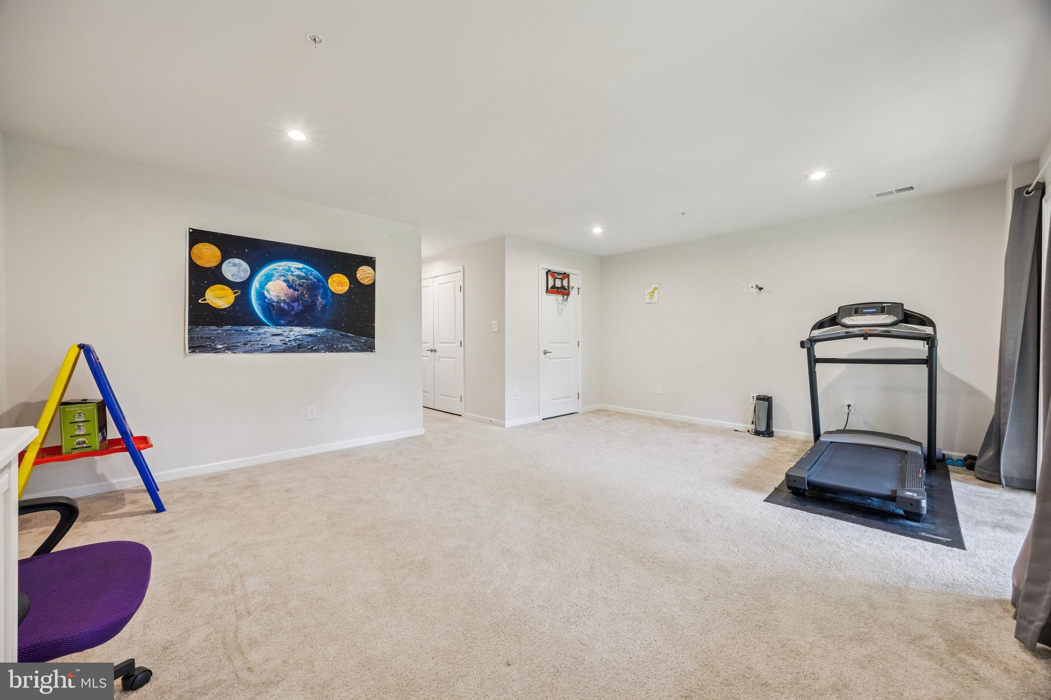 MALVERN WALK - Residential Lease