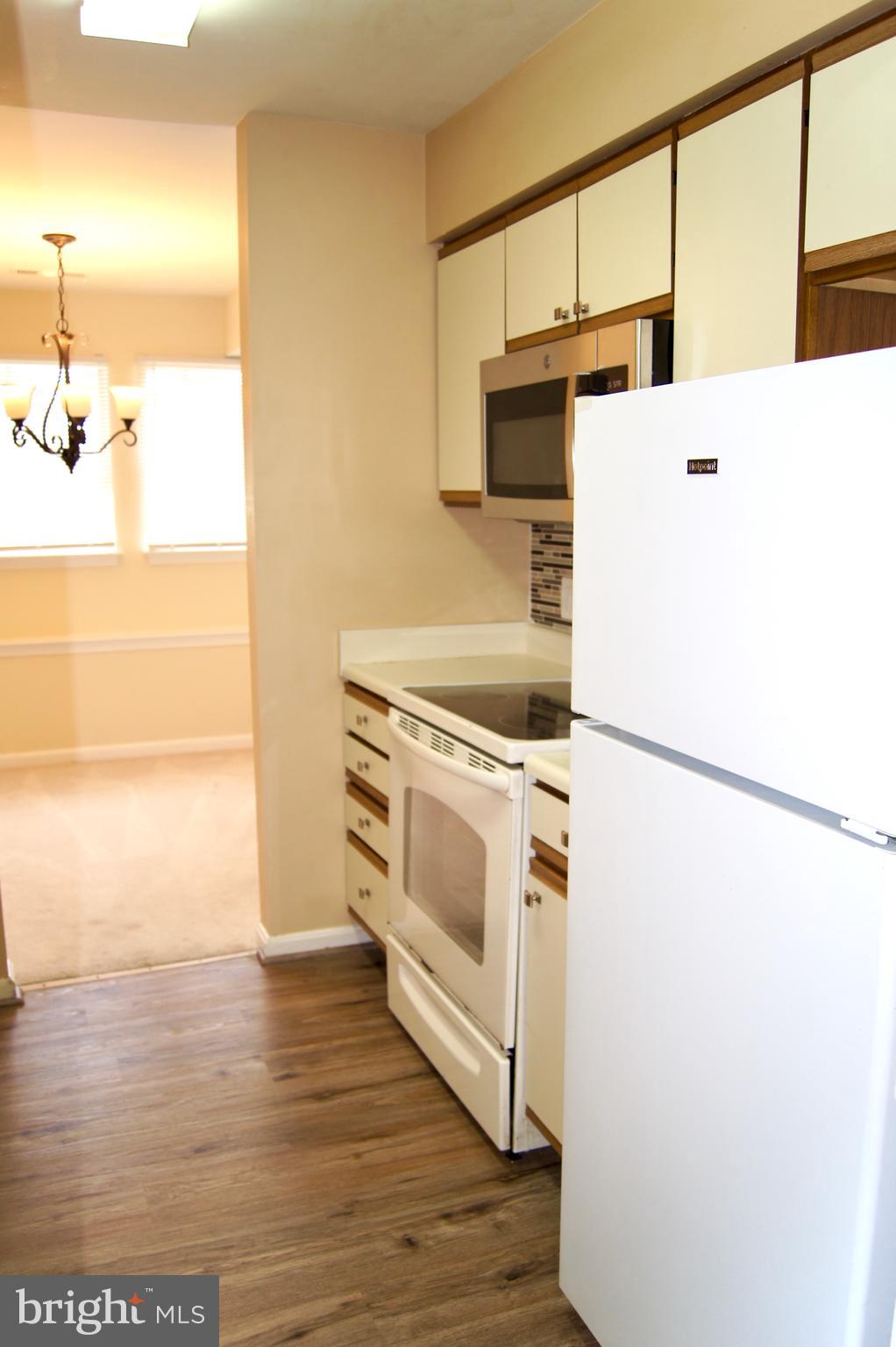 MONTGOMERY RUN - Residential Lease