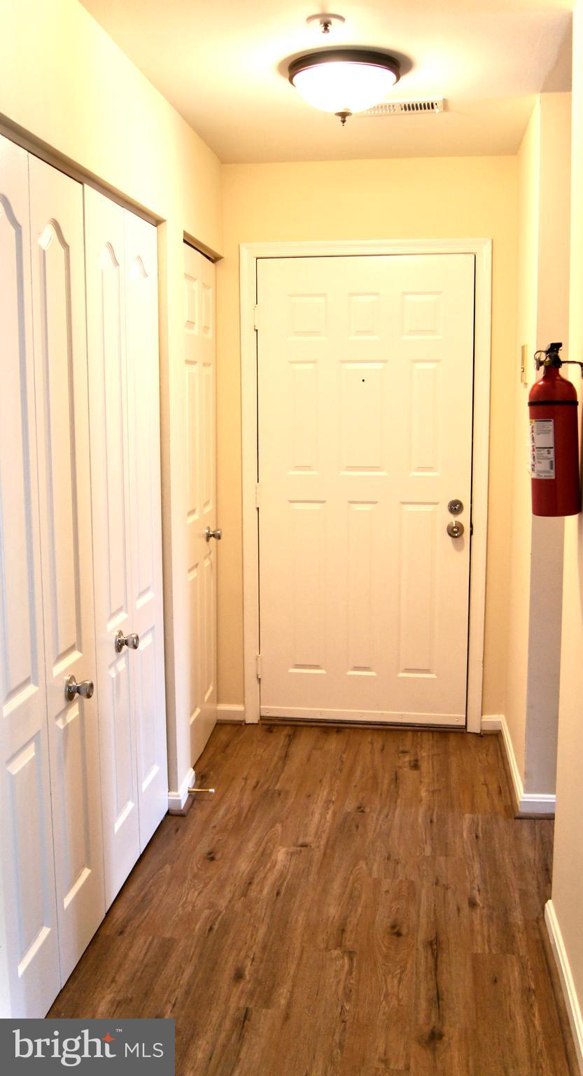 MONTGOMERY RUN - Residential Lease