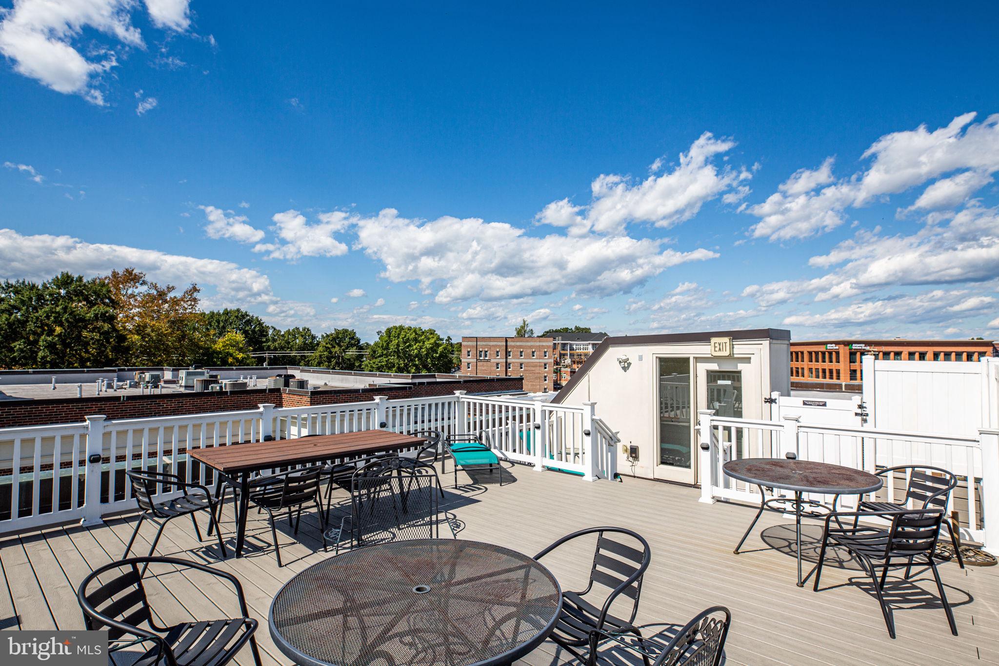 MAURY COMMONS CONDOMINIUM - Residential