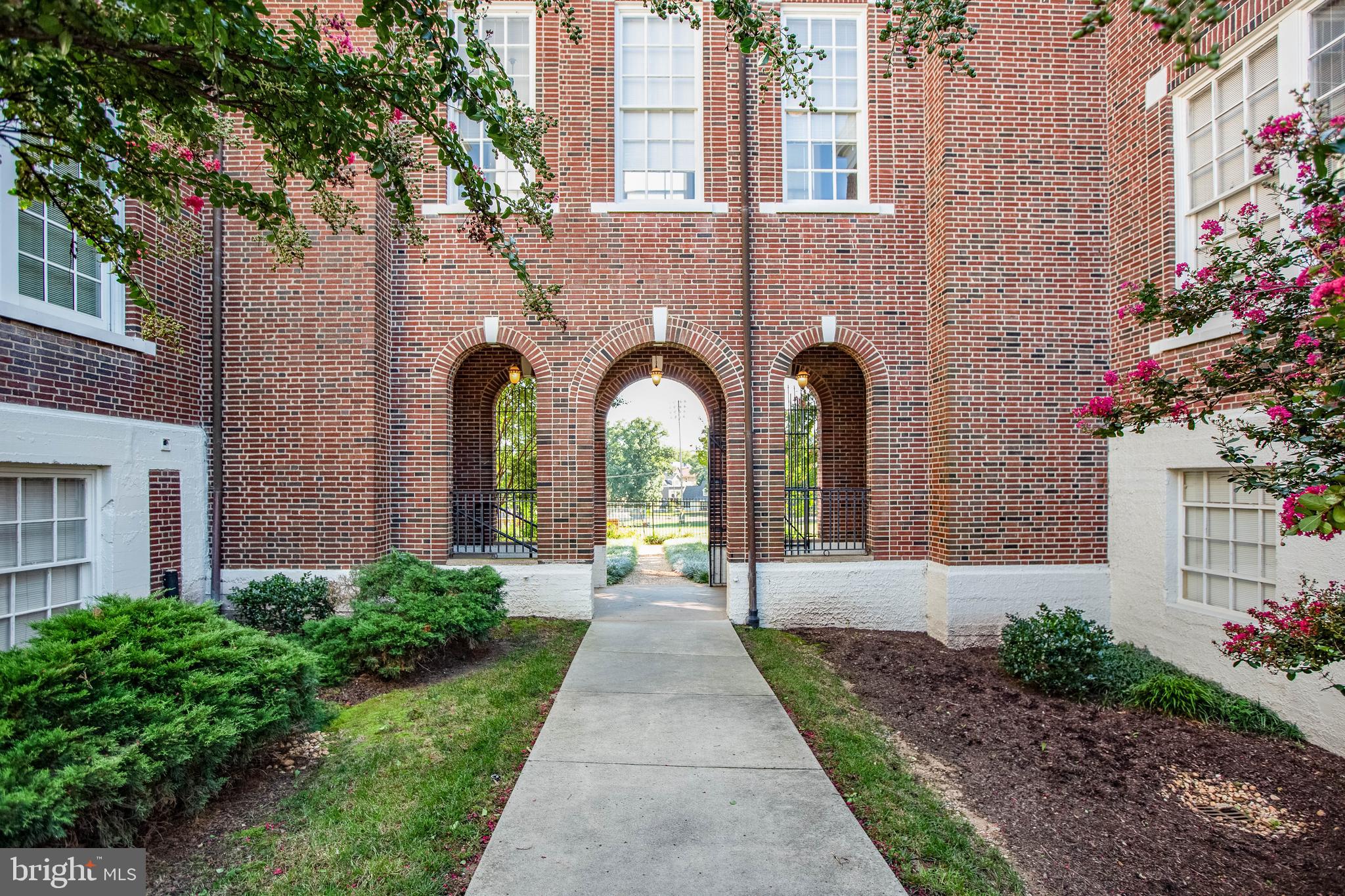 MAURY COMMONS CONDOMINIUM - Residential